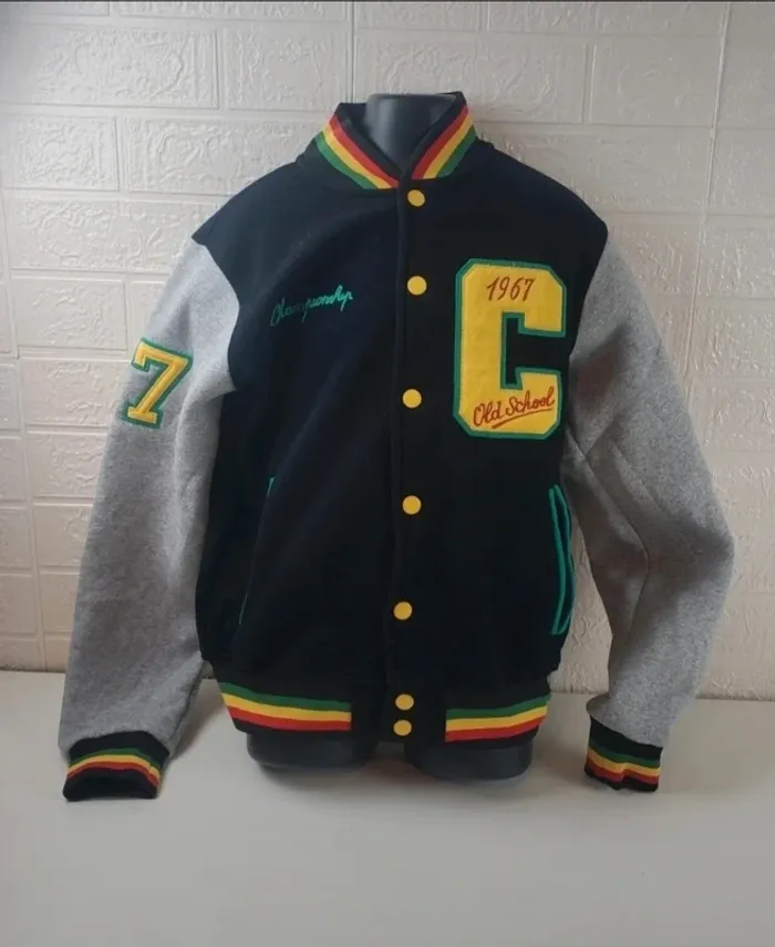 Blouson Cabaneli taille 14 ans