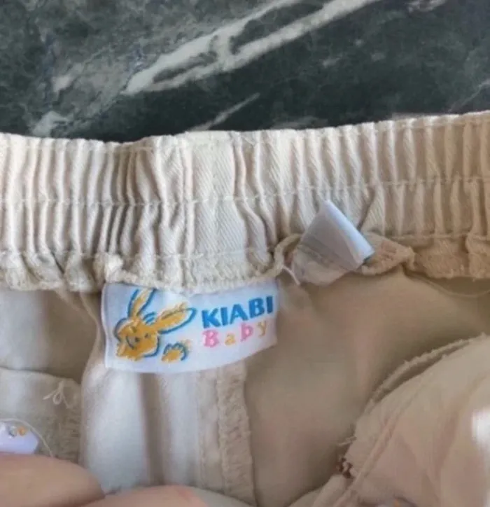 Pantalon Kiabi baby 18 mois en très bon état - photo numéro 2