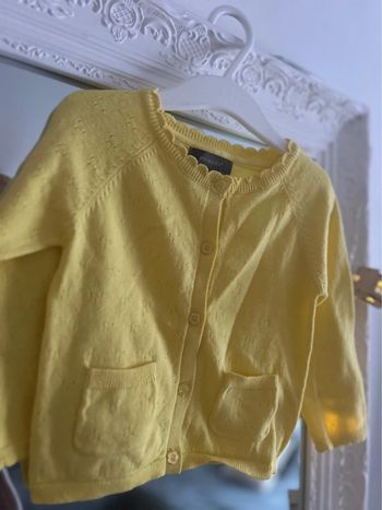 Jolie Gilet fille neuf 24mois