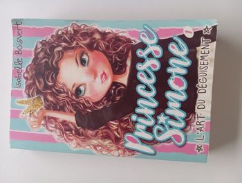 Princesse Simone l'art du déguisement 1
