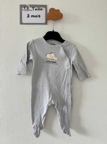Pyjama / dors bien / grenouillère - taille 3 mois 🌼