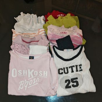 8 t-shirts en 7/8 ans