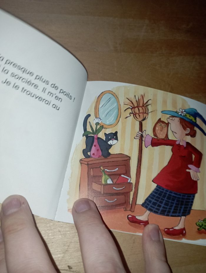 Livre mimi la sorcière - photo numéro 3