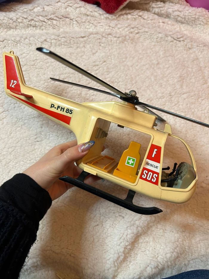 Hélicoptère - photo numéro 2