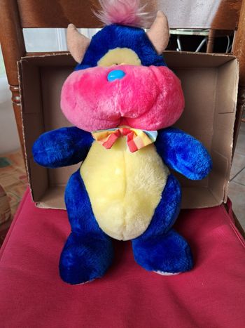 Belle peluche colorée