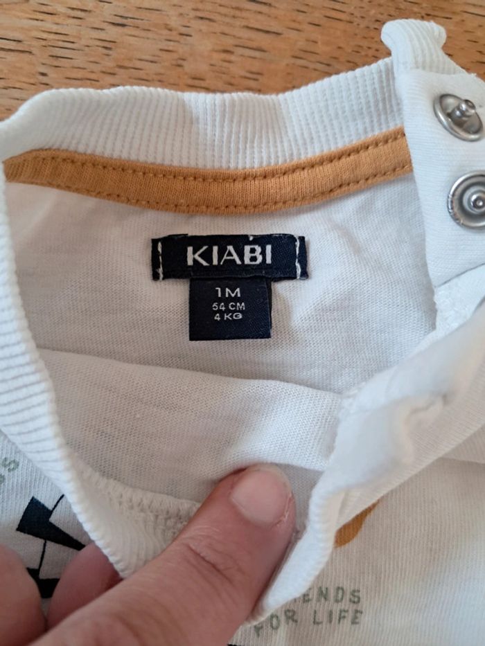 Ensemble Kiabi 1 mois - photo numéro 5