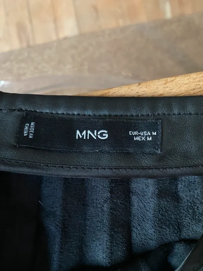 Jupe similicuir plissée Mango - photo numéro 4