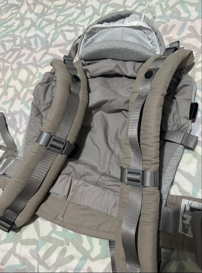 Porte bébé ergonomique Hoodie carrier 2 Love radius - photo numéro 6