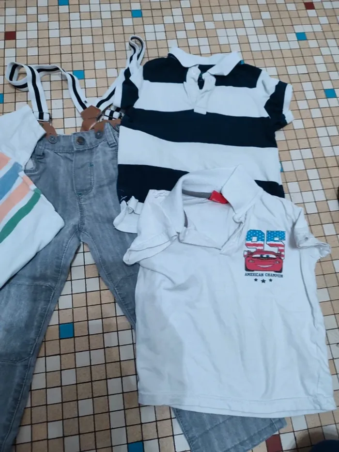 Tee shirt 3 ans et un pantalon - photo numéro 3