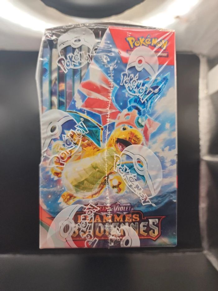 Pokemon DIsplay Flammes Obsidiennes - photo numéro 3