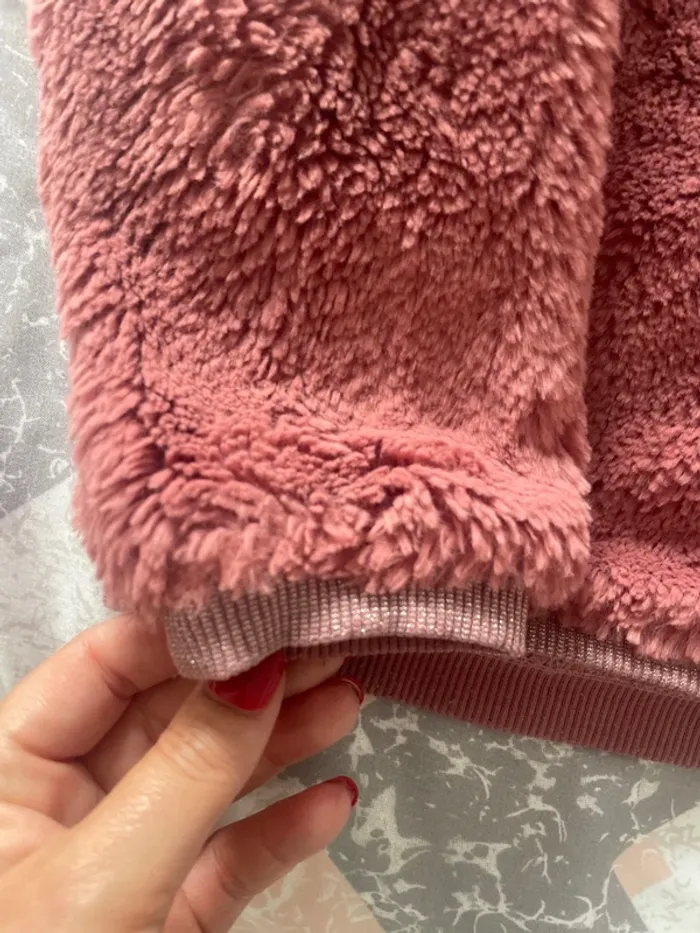 Pull fille 8 ans - photo numéro 2