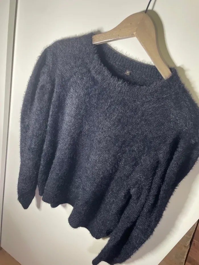 Pull noir femme taille 46 - photo numéro 2