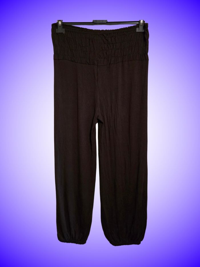 Pantalon Sarouel Marron Fluide – Taille Smockée – Bas Resserré – Viscose – Très Bon État