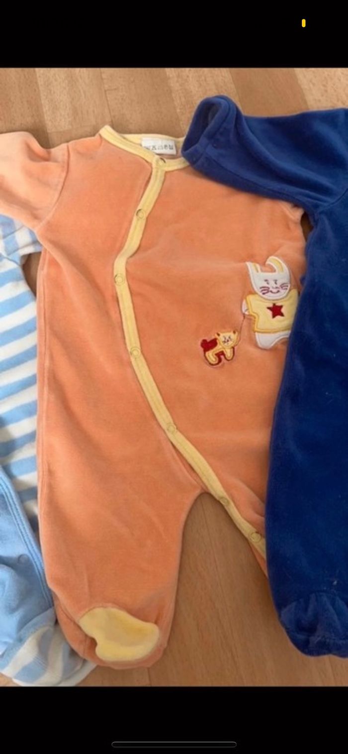 Lot pyjama - photo numéro 2