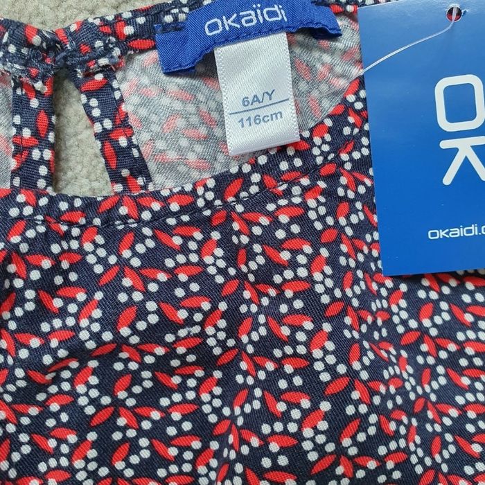 Lot de 2 robes 6 ans . Neuf - photo numéro 8