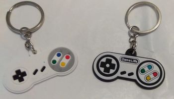 Lot de 2 porte clés Manette de jeux