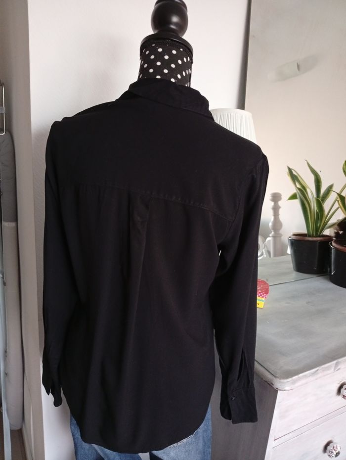 Chemise noire pour femme. Amisu36 - photo numéro 3