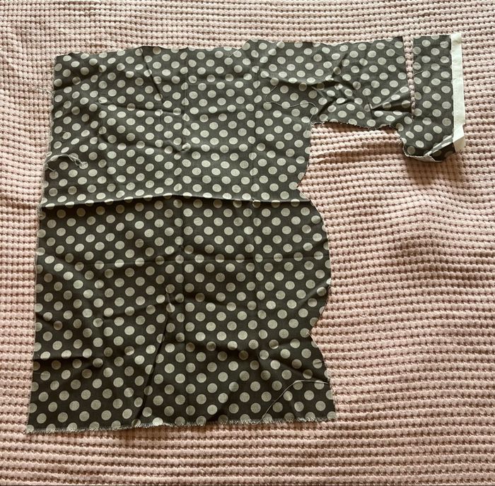 Tissu imprimé à pois - photo numéro 2