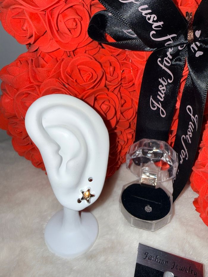 ⭐ Boucles d’oreilles étoile argentée – Élégantes et lumineuses ⭐