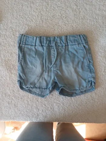Short en jean fin taille réglable