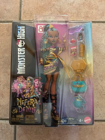 Poupée Monster High Nefera Nile Mattel Neuf