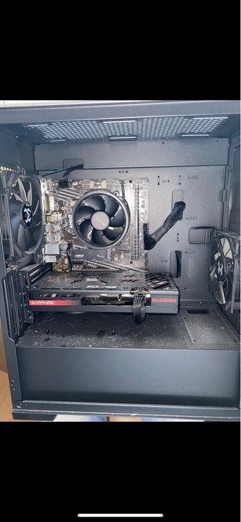 Pc Gamer Rx 7600- Ryzen 5 5000- 16 Go Ram