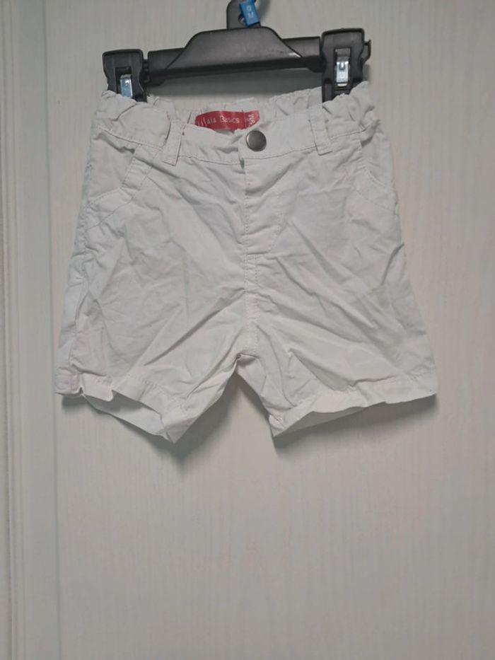 Short 9 mois