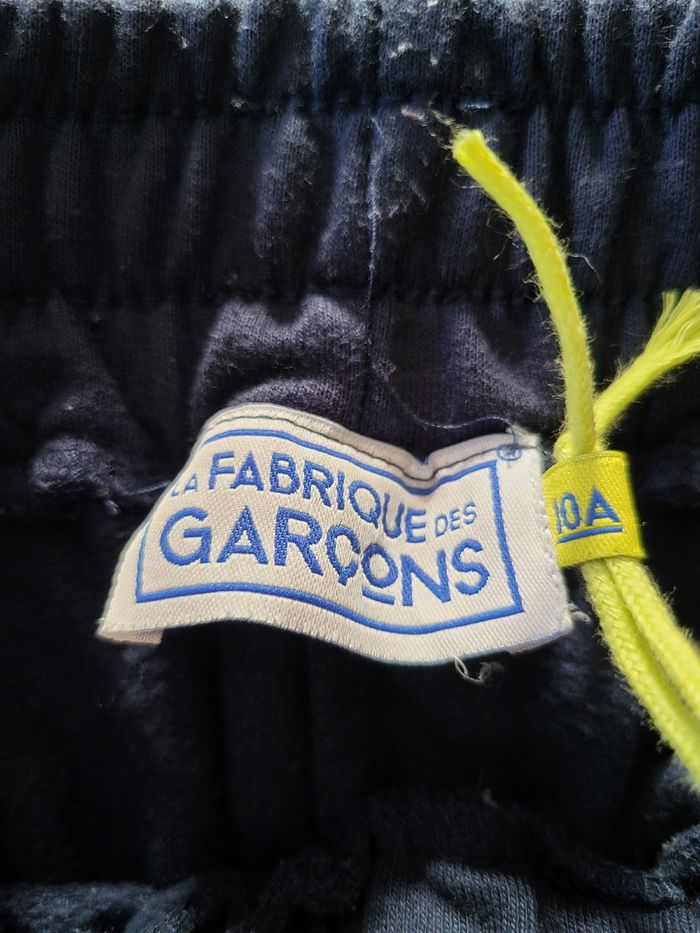 Jogging garçon neuf avec étiquette 🏷 - photo numéro 2