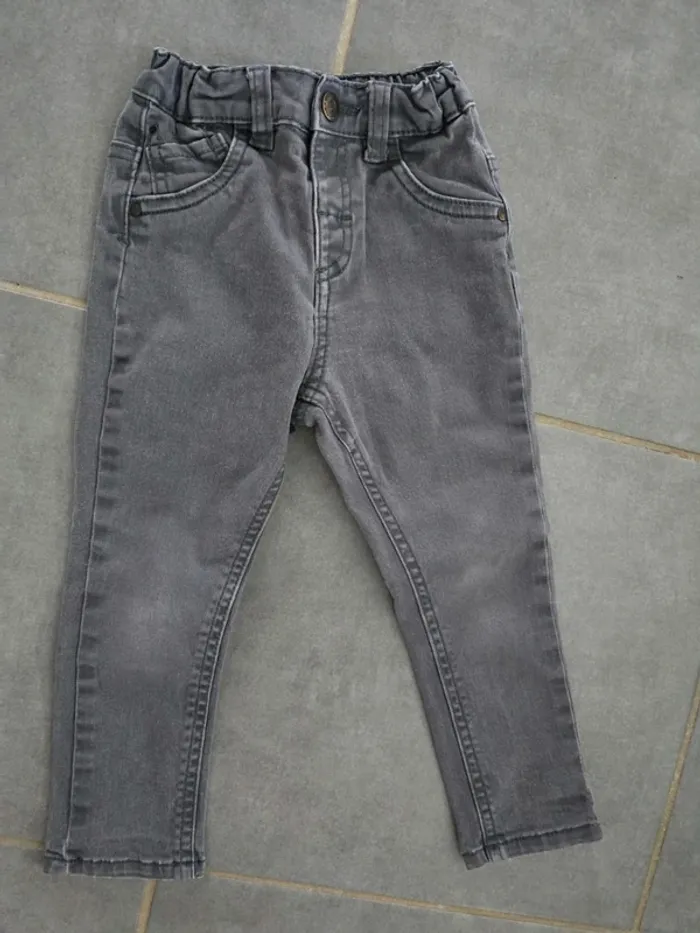 Jean skinny gris