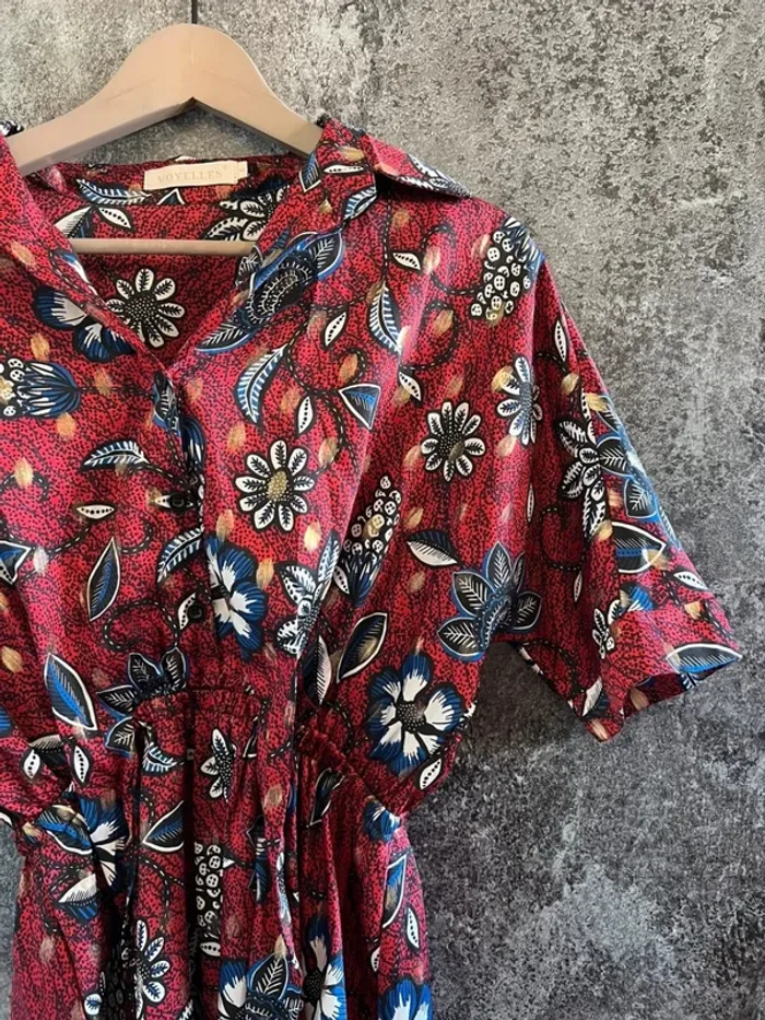Robe satinée femme Voyelles taille S Vestido satinado Abito satinato Satinkleid - photo numéro 2