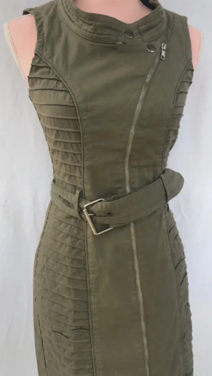 Robe taille 36 - photo numéro 10