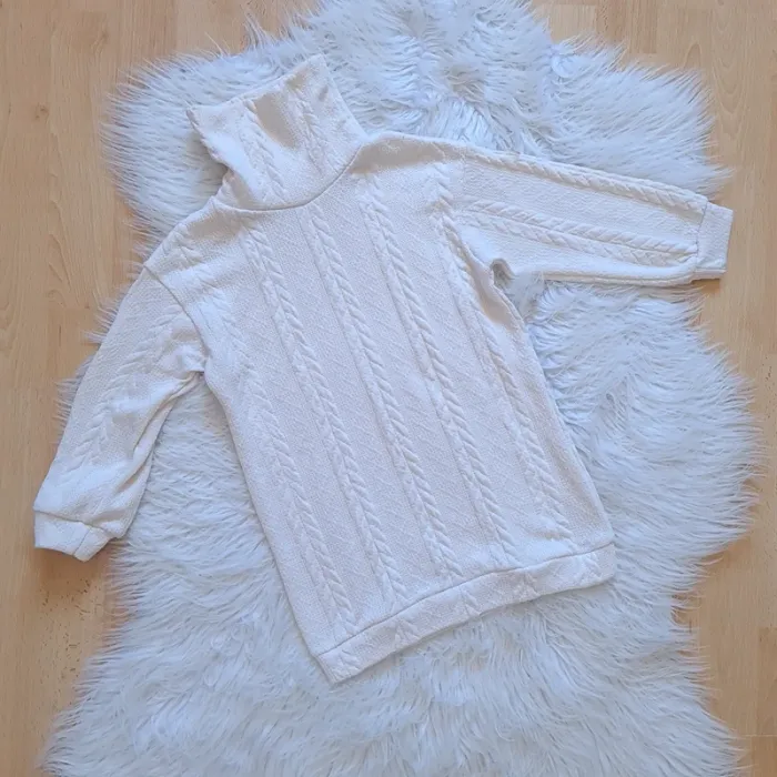 Magnifique robe pull à col roulé 4-5 ans patpat