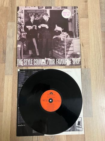Vinyle 33 tours-The style council-Our favourite shop