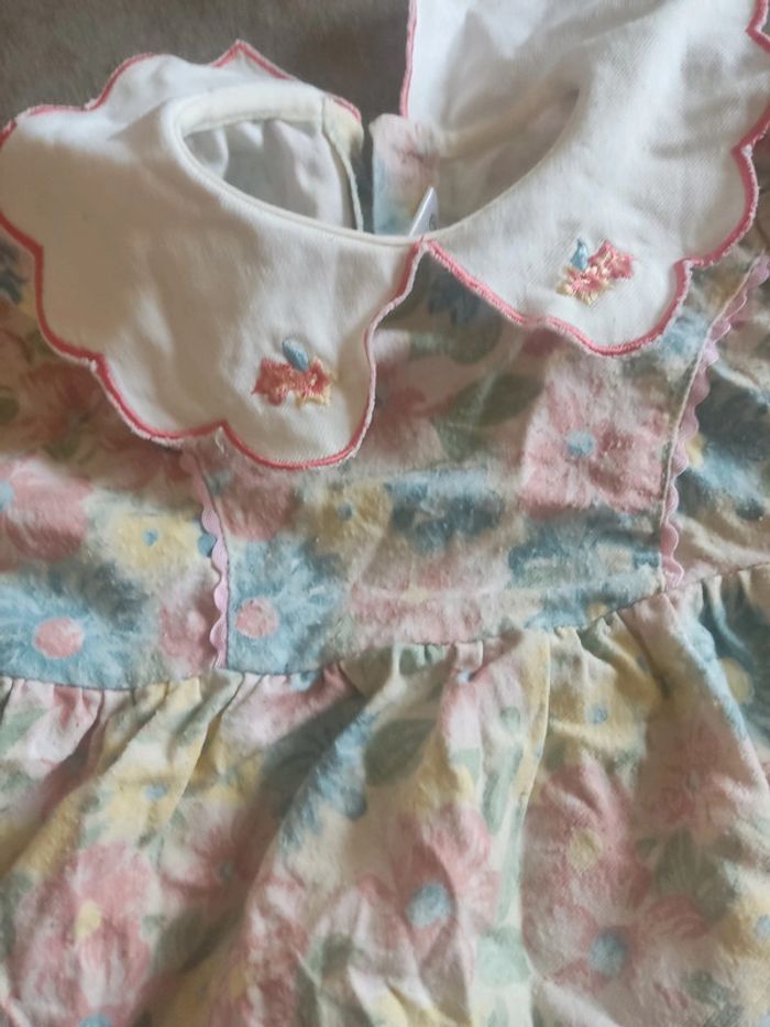 Robe fleurie 18 mois - photo numéro 4