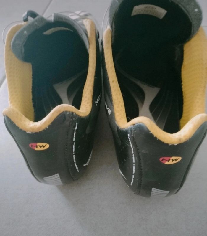 Chaussures de vélo taille 43 44 - photo numéro 4