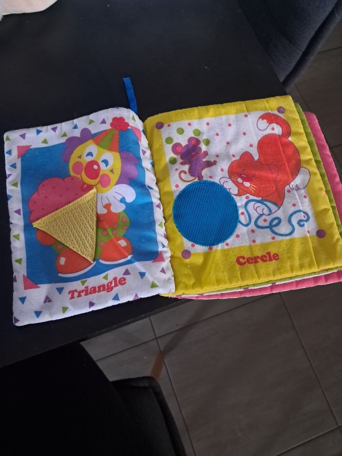 Livre sensoriel - photo numéro 3