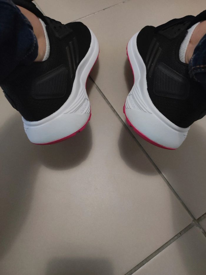 Baskets Adidas orholite femme t.40 - photo numéro 13
