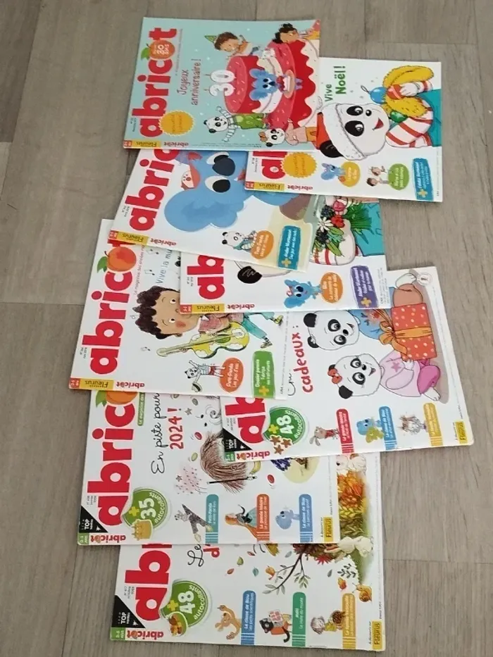 Lot de 8 livres enfants abricot année 2017-18-23-24 L036 - photo numéro 2