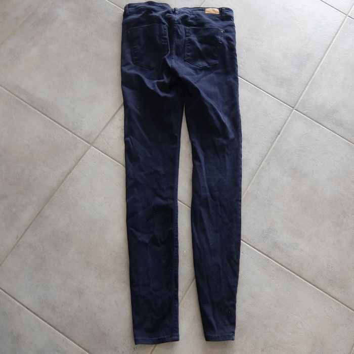 Jean bleu marine Zara - photo numéro 3