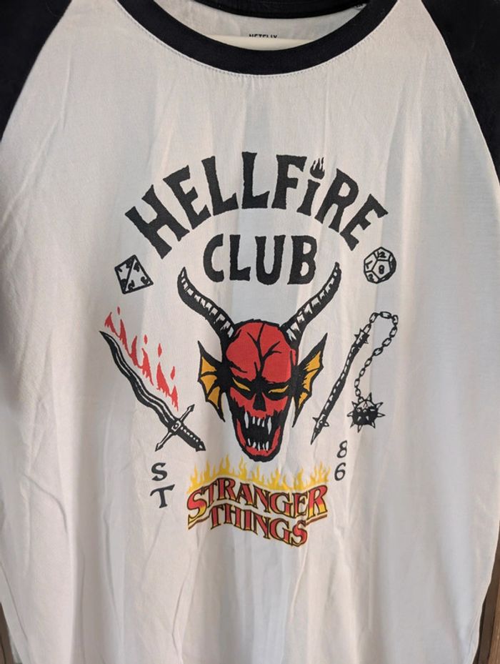 T-shirt Stranger Things t.S - photo numéro 2