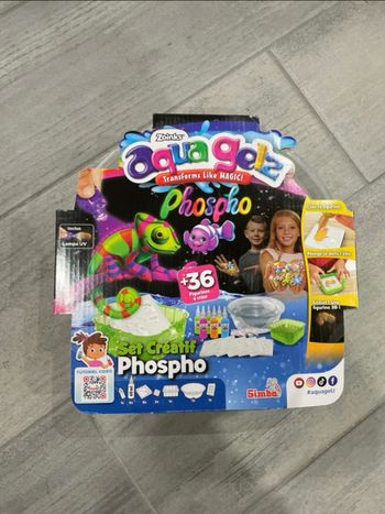 Aqua gelz phosphorescent