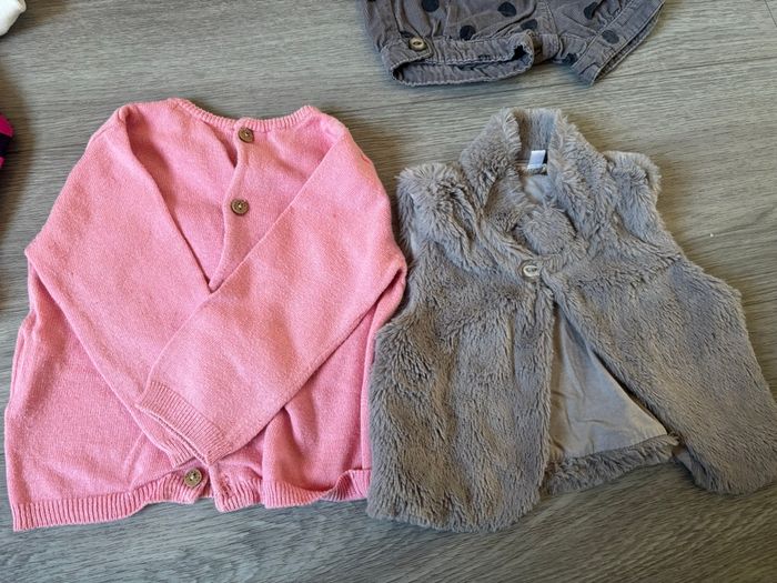 Lot vêtements 9 mois fille hiver - photo numéro 2