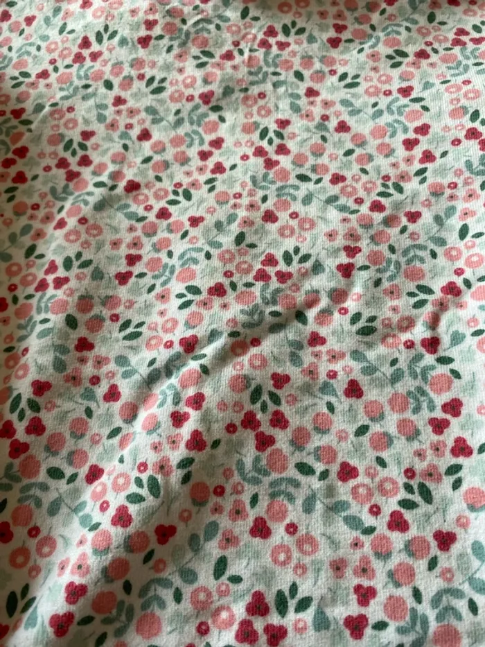 Petit pull - photo numéro 2