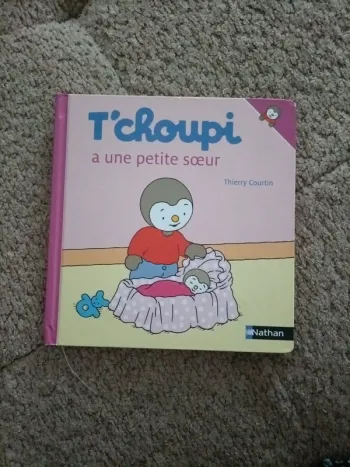 Livre T'choupi a une petite sœur