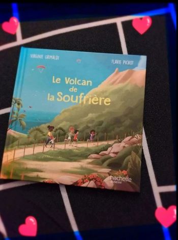 Livre pour enfant le  volcan  de  la  soufriere
