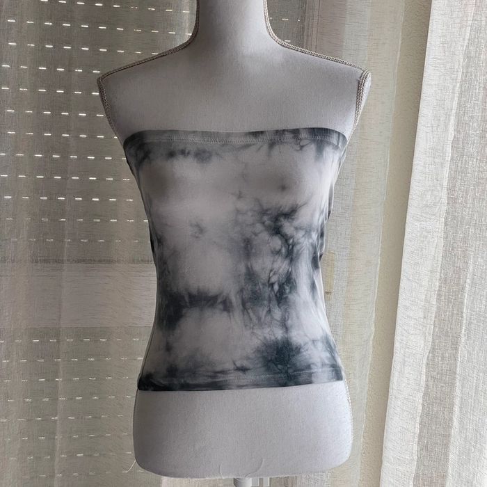 Bustier ou mini jupe marbré