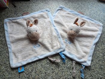 Lot de 2 doudous Nattou