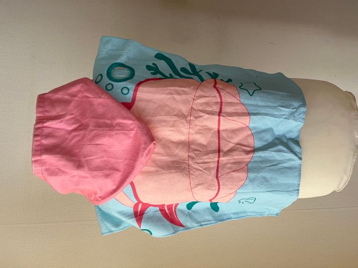 Cape de bain, serviette à capuche sirène - photo numéro 4