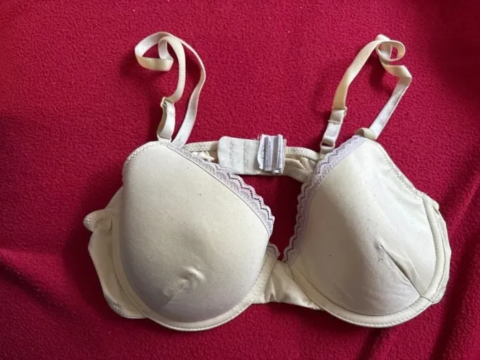 Soutien gorge bordure dentelle