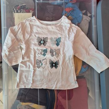 T-shirt papillon à manche longue